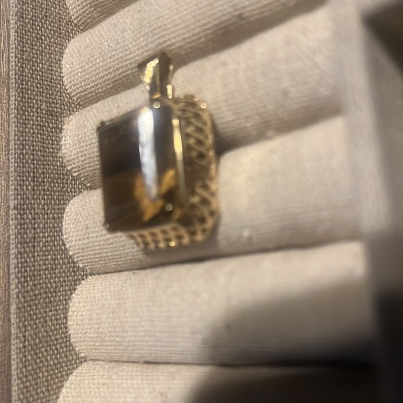 14kt gold citrine pendant - Picture 3 of 5